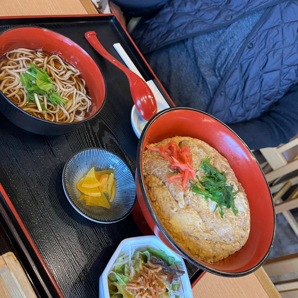ユーザーが投稿したロースカツ丼の写真 - 実際訪問したユーザーが直接撮影して投稿した寺岡うどん寿屋 寿庵の写真