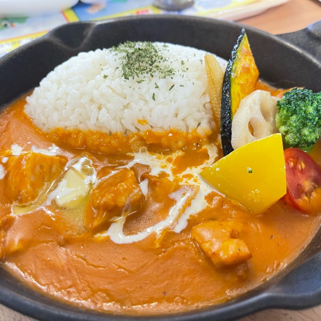 ユーザーが投稿したバターチキンカレーの写真 - 実際訪問したユーザーが直接撮影して投稿した海陽町カフェデリカフェ ラグーナテンボス ラグナシアの写真