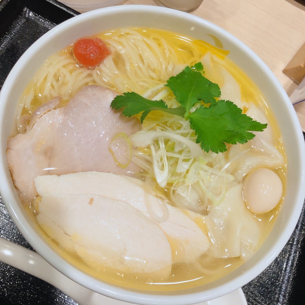 ユーザーが投稿したワンタン塩ラーメンの写真 - 実際訪問したユーザーが直接撮影して投稿した上川端町ラーメン / つけ麺月光軒の写真