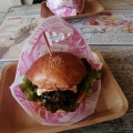 実際訪問したユーザーが直接撮影して投稿した江の島ハンバーガーTEDDY'S BIGGER BURGER HAWAII 江の島フードトラック店の写真