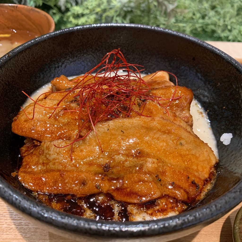 ユーザーが投稿した豚バラ肉の蒲焼きとろろ丼の写真 - 実際訪問したユーザーが直接撮影して投稿した高松町和食 / 日本料理自然薯とろろ丼専門店 黒十ヤの写真