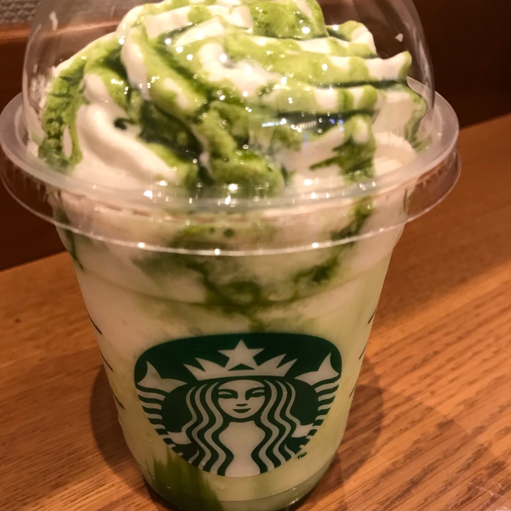 ユーザーが投稿した抹茶ホワイトチョコレートフラペチーノの写真 - 実際訪問したユーザーが直接撮影して投稿した扇町カフェスターバックスコーヒー ららぽーと海老名店の写真