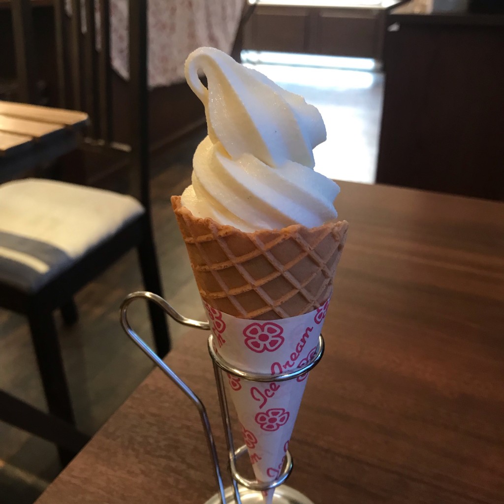 ユーザーが投稿したソフトクリームの写真 - 実際訪問したユーザーが直接撮影して投稿した梅島ケーキパティスリー ラヴィアンレーヴの写真