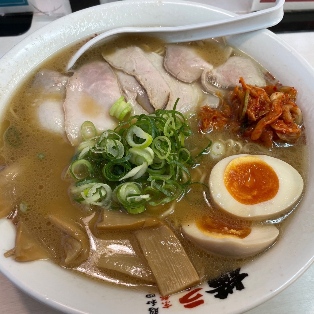 くじら肉さんが投稿した大岩町ラーメン専門店のお店ラーメン横綱 豊橋店/ラーメンヨコヅナの写真