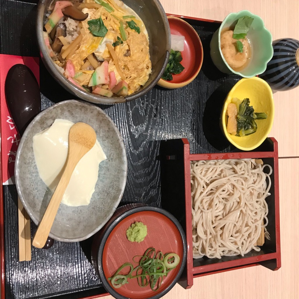 ユーザーが投稿したミニ木の葉丼セットの写真 - 実際訪問したユーザーが直接撮影して投稿した阿倍野筋和食 / 日本料理手づくり豆冨と和膳 かさねの写真