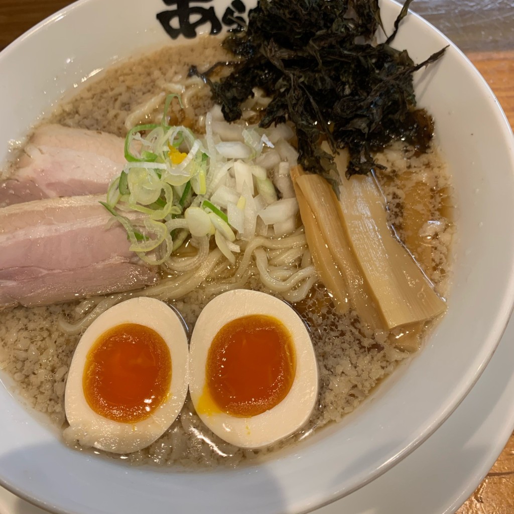 ラーメンが好きすぎる女さんが投稿した三宅ラーメン / つけ麺のお店あらき軒/アラキケンの写真