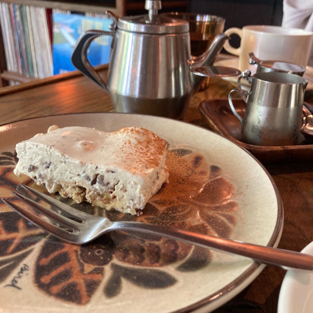ユーザーが投稿したケンタロウのレアチーズケーキの写真 - 実際訪問したユーザーが直接撮影して投稿した緑ドーナツBirdの写真