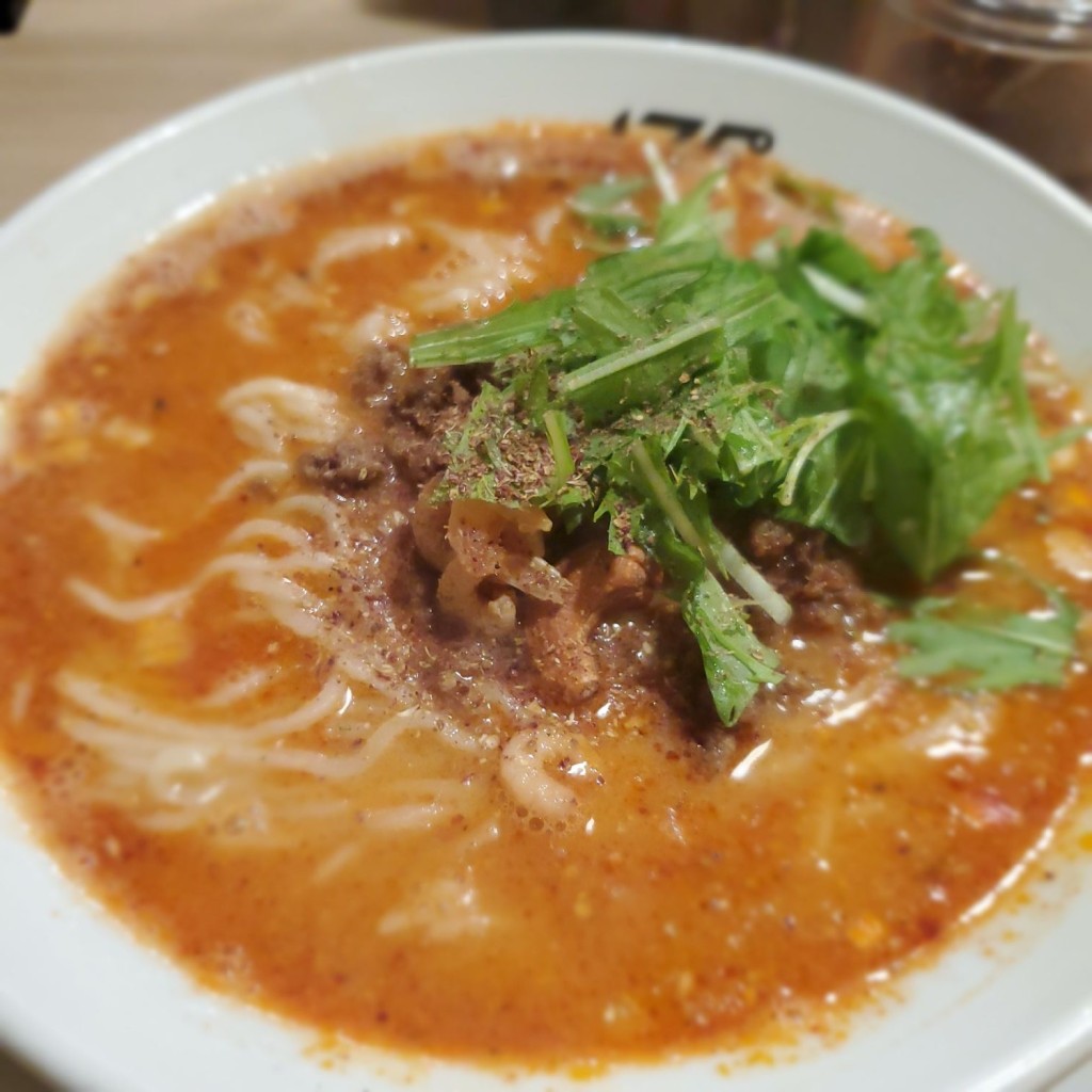 placeplaceさんが投稿した銀座ラーメン / つけ麺のお店175DENO担担麺 GINZa/ヒャクナナジュウゴドデノタンタンメン ギンザの写真