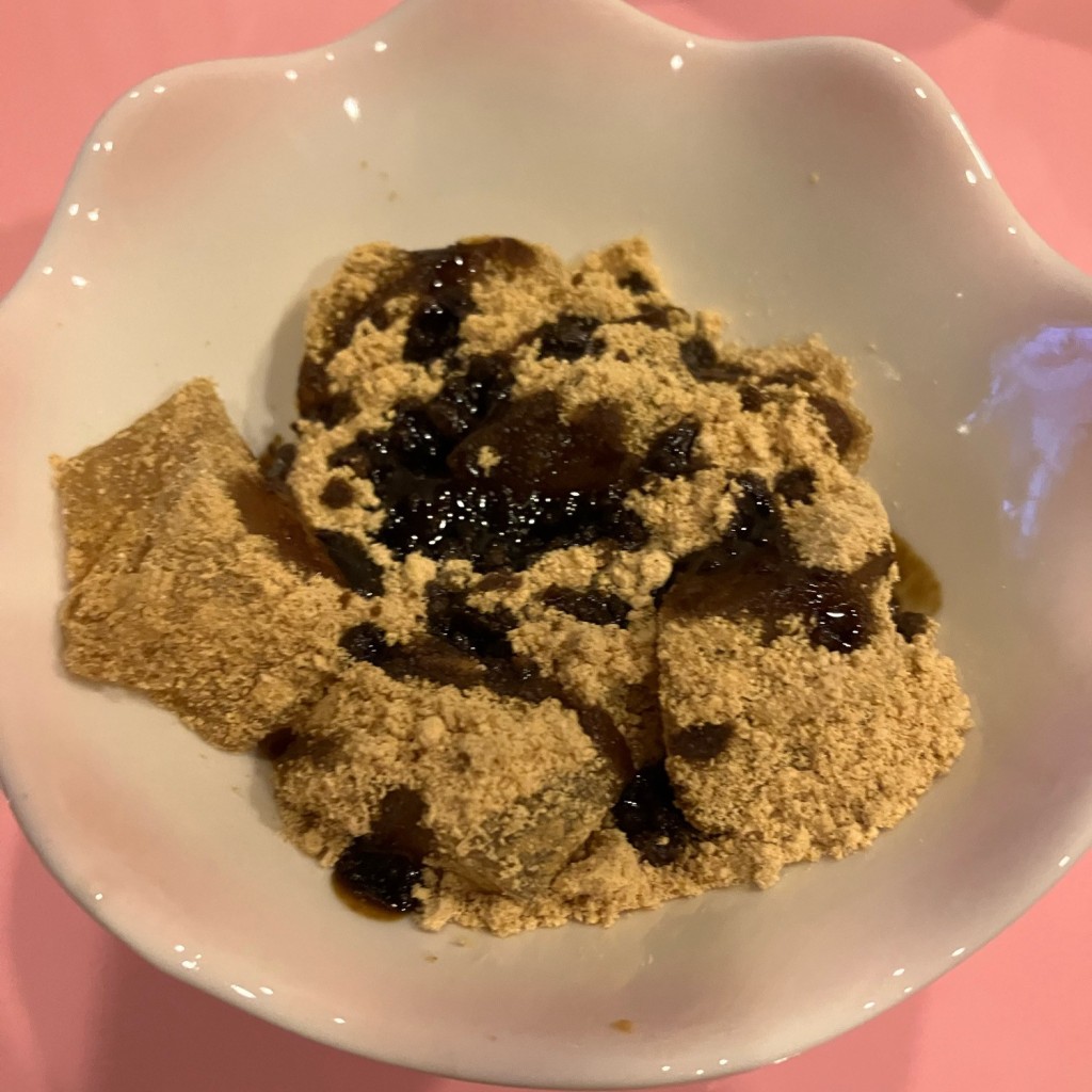 ユーザーが投稿した黒糖わらび餅の写真 - 実際訪問したユーザーが直接撮影して投稿した富田和菓子御菓子処 富貴堂の写真