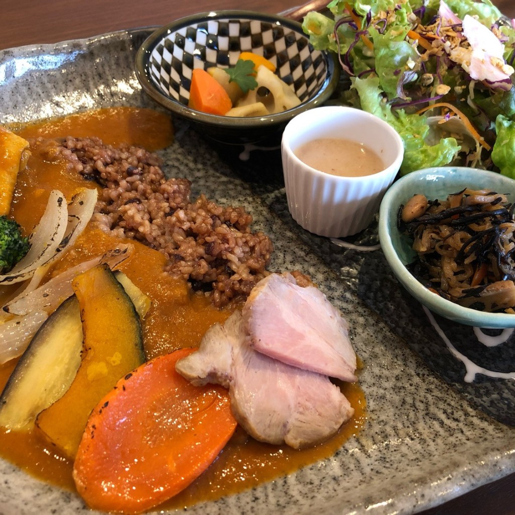ユーザーが投稿した薬膳ポーク&カレーの写真 - 実際訪問したユーザーが直接撮影して投稿した八千代台北和食 / 日本料理長寿食堂かぐれの写真