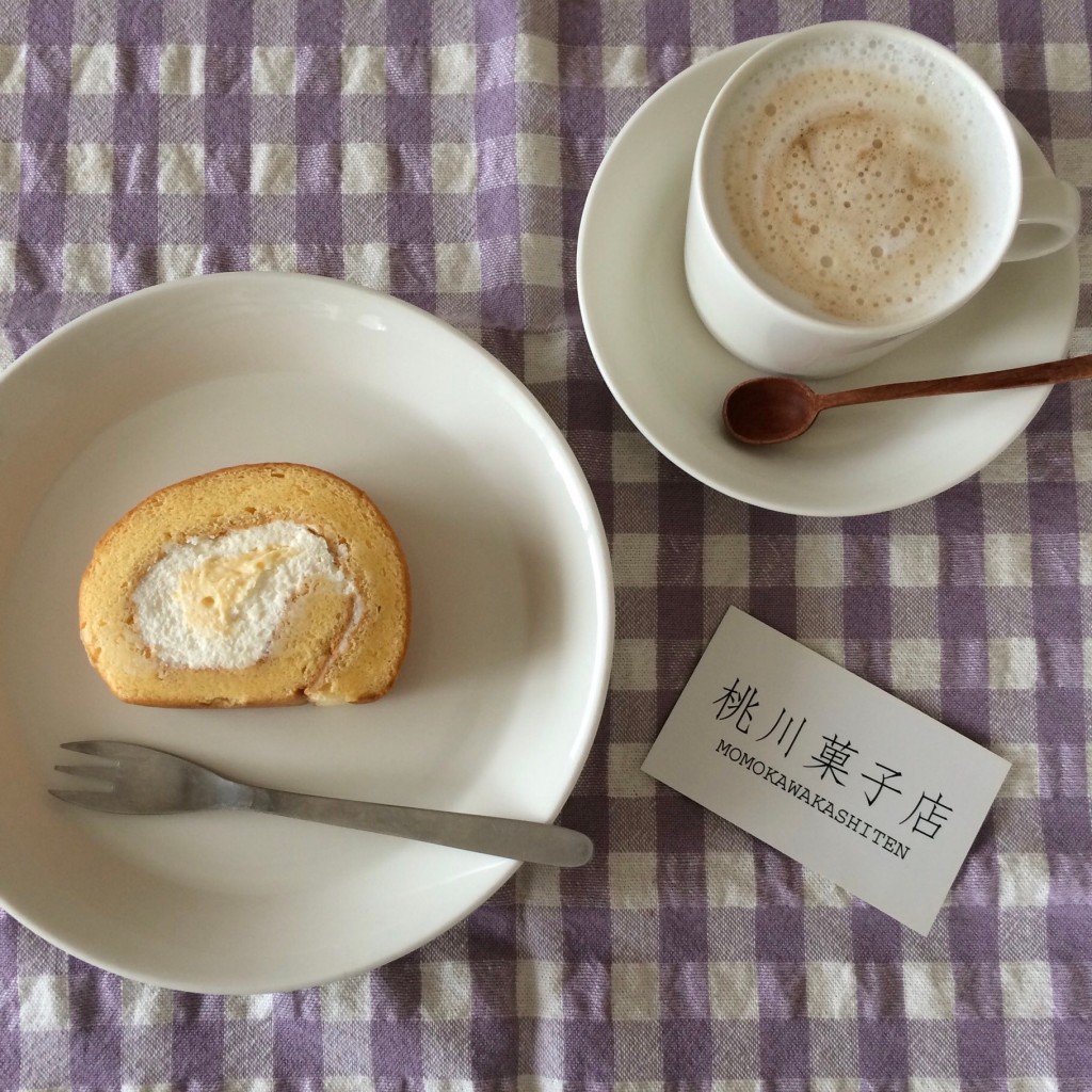 ユーザーが投稿したロールケーキの写真 - 実際訪問したユーザーが直接撮影して投稿した白金ケーキ桃川菓子店の写真