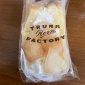 シフォンサンド 桃 - 実際訪問したユーザーが直接撮影して投稿した上野町ケーキTRUNK ROOM FACTORYの写真のメニュー情報