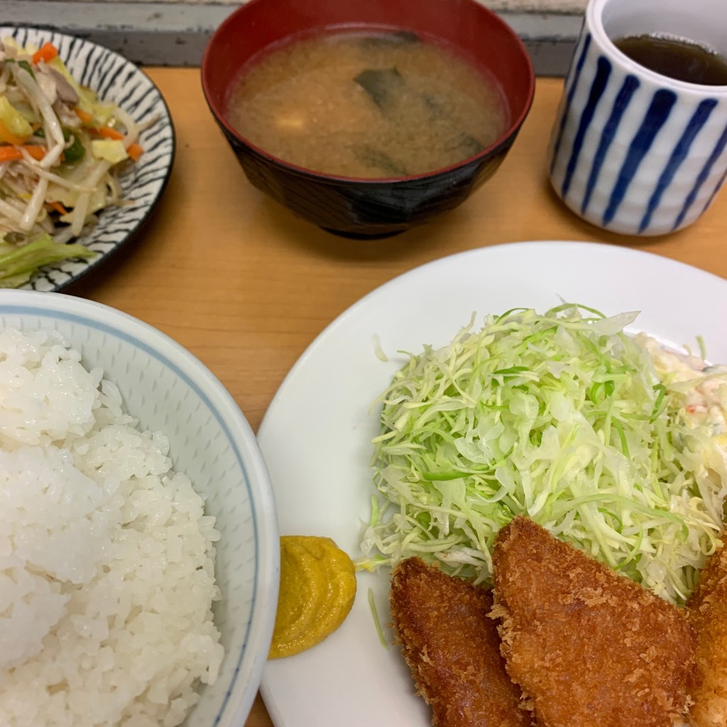 実際訪問したユーザーが直接撮影して投稿した三田定食屋三河屋食堂の写真