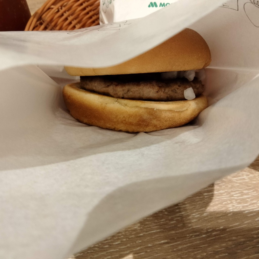 ユーザーが投稿したハンバーガーの写真 - 実際訪問したユーザーが直接撮影して投稿した東野田町ファーストフードモスバーガー 京橋店の写真