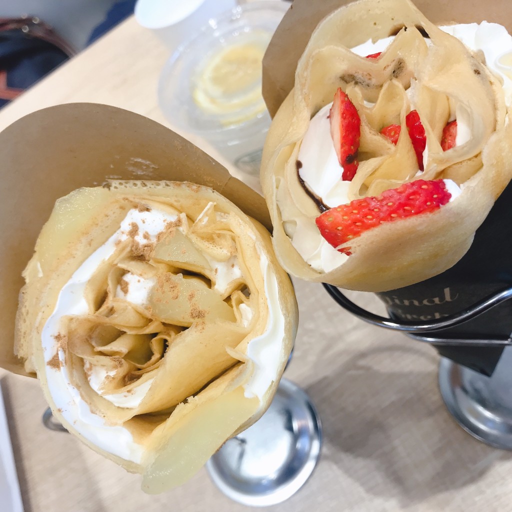 ユーザーが投稿したいちごチョコカスタードホイップクリームの写真 - 実際訪問したユーザーが直接撮影して投稿した室町ハンバーガーフレッシュネスバーガー リバーウォーク北九州店の写真