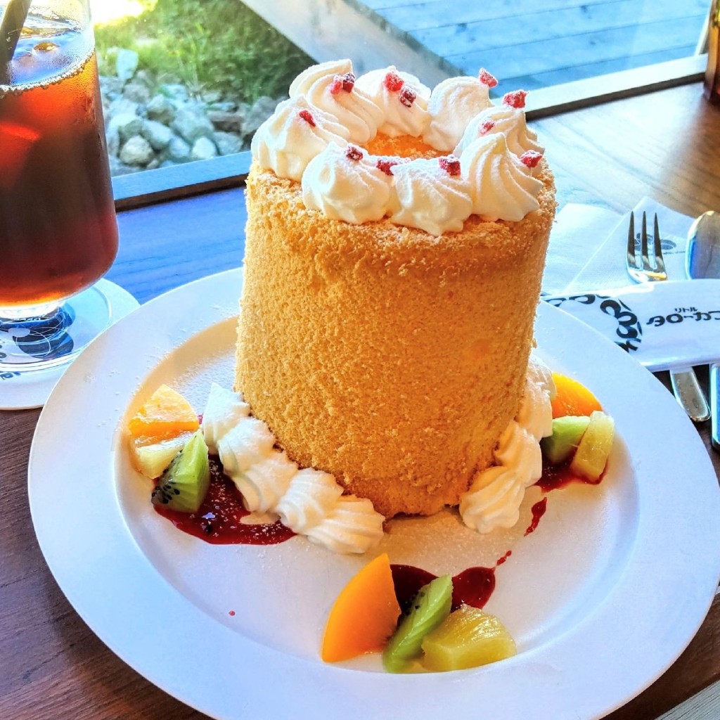 ユーザーが投稿した米粉のシフォンケーキの写真 - 実際訪問したユーザーが直接撮影して投稿した勝常カフェLittle Taro Cafeの写真