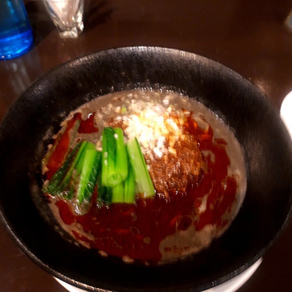 ユーザーが投稿した黒胡麻担担麺の写真 - 実際訪問したユーザーが直接撮影して投稿した泉中華料理彩華の写真