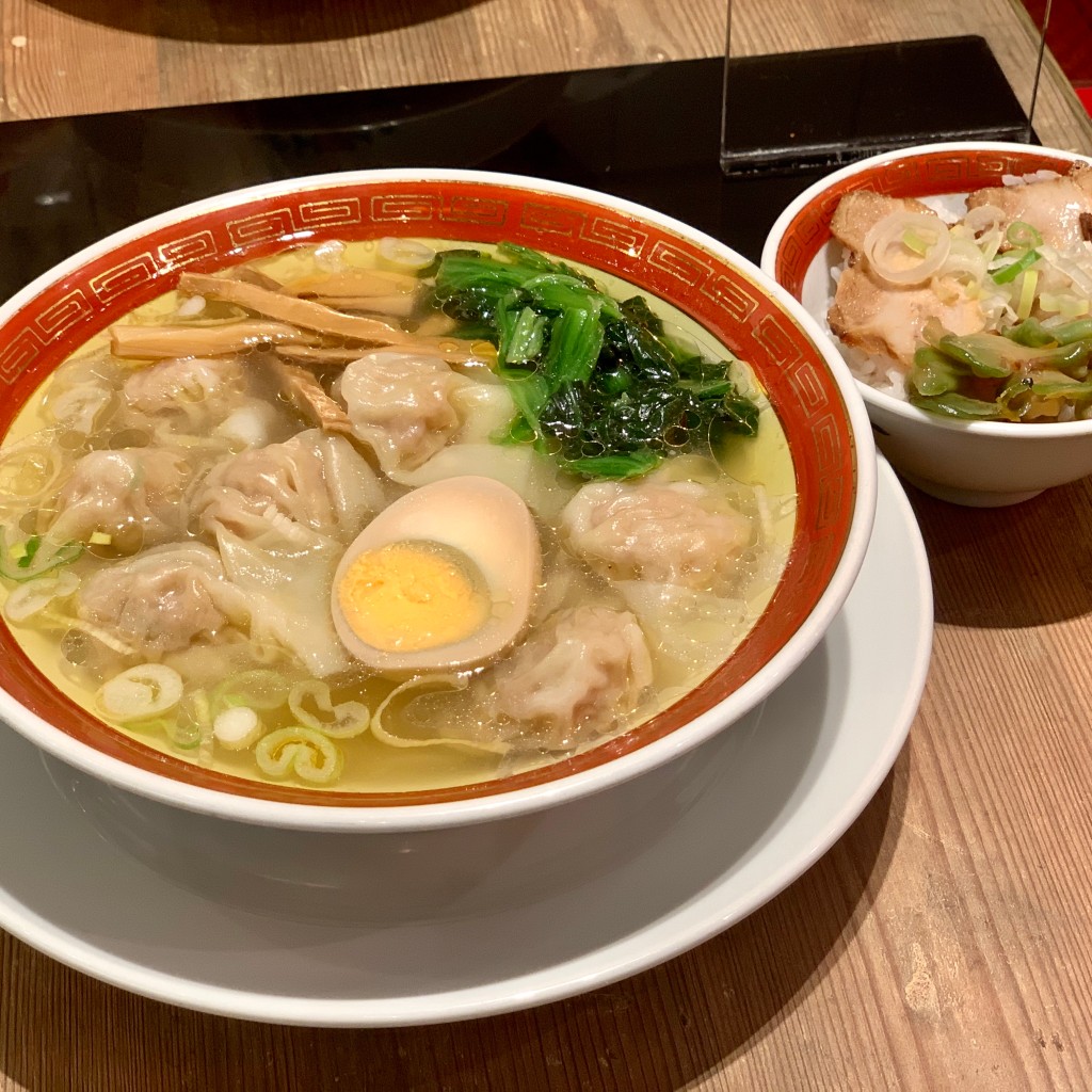 ユーザーが投稿したミニ雲呑麺とミニ煮豚飯の写真 - 実際訪問したユーザーが直接撮影して投稿した芝浦ラーメン専門店広州市場 田町店の写真