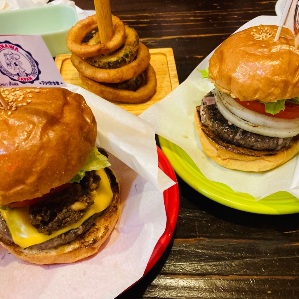ユーザーが投稿したチリ&チーズバーガーの写真 - 実際訪問したユーザーが直接撮影して投稿した安里ハンバーガーアメリカ食堂 サンズ・ダイナーの写真