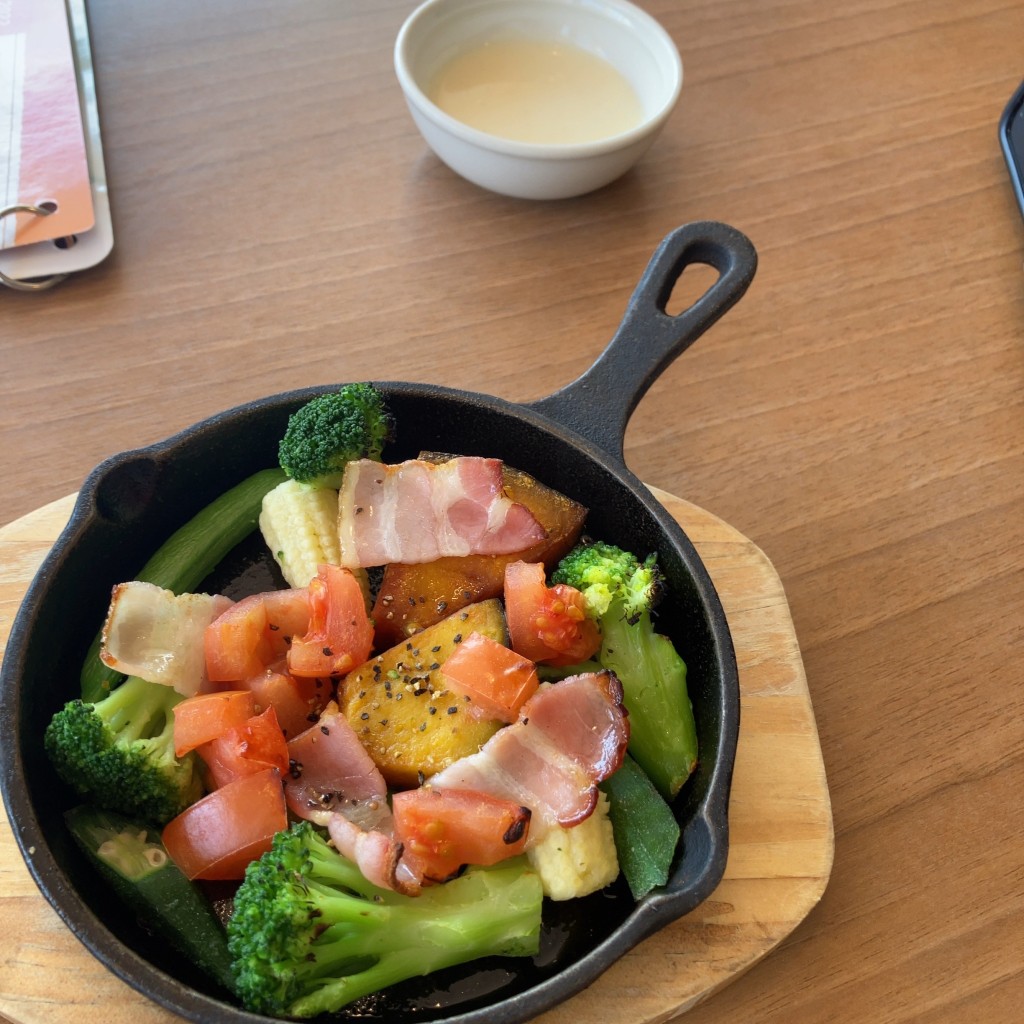 ユーザーが投稿した温野菜サラダLunchの写真 - 実際訪問したユーザーが直接撮影して投稿した鴨部ファミリーレストランココス 土佐道路店の写真