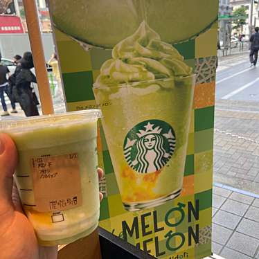 実際訪問したユーザーが直接撮影して投稿した新宿カフェスターバックスコーヒー 京王新宿三丁目ビル店の写真