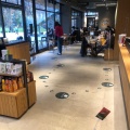 実際訪問したユーザーが直接撮影して投稿した西新宿カフェスターバックスコーヒー 新宿中央公園 SHUKNOVA店の写真