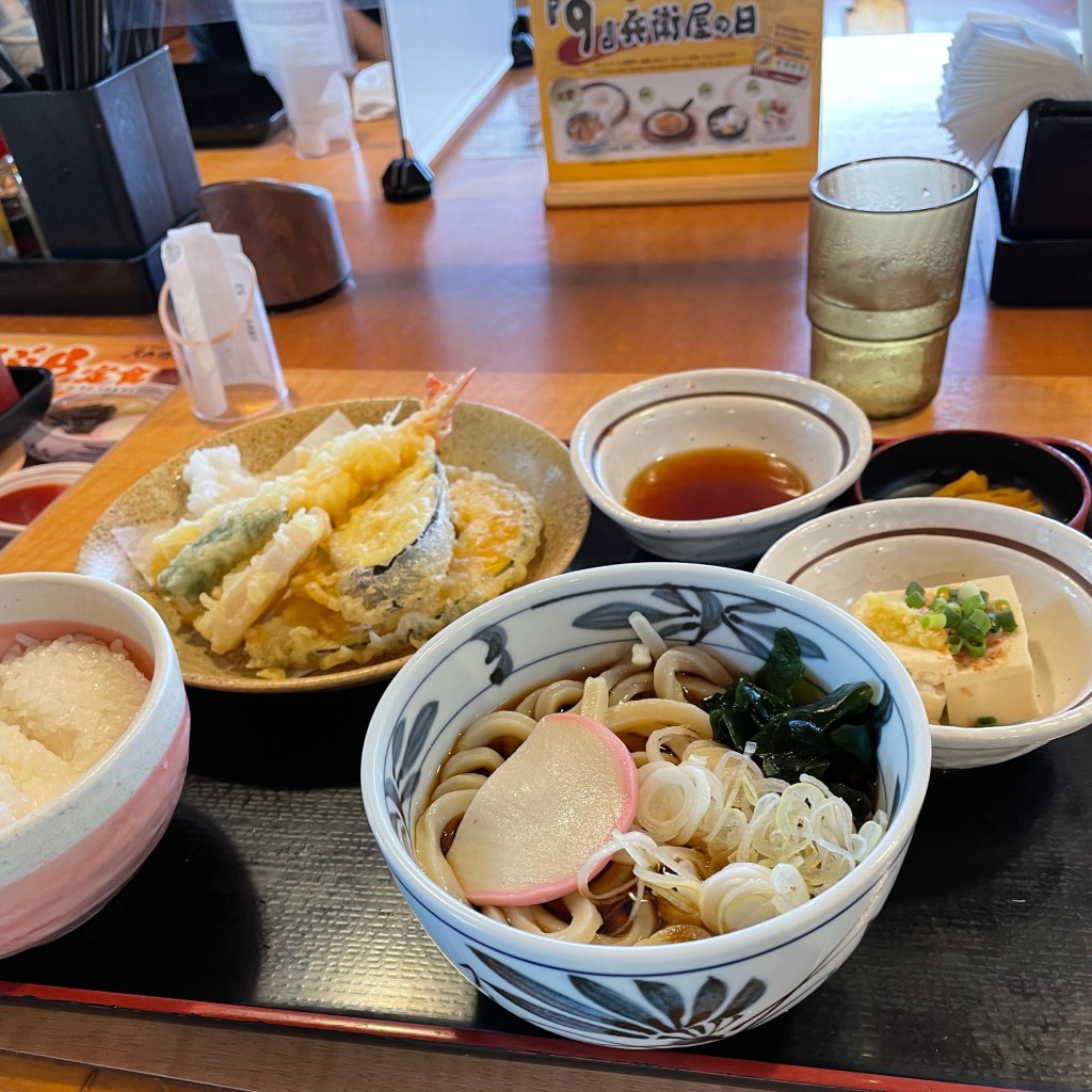 ユーザーが投稿した天ぷら定食(小うどん)の写真 - 実際訪問したユーザーが直接撮影して投稿した栄町うどん久兵衛屋 東飯能駅前通り店の写真