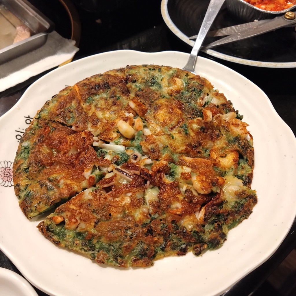 ユーザーが投稿した海鮮にらチヂミの写真 - 実際訪問したユーザーが直接撮影して投稿した大久保韓国料理でりかおんどる 新大久保2号店の写真