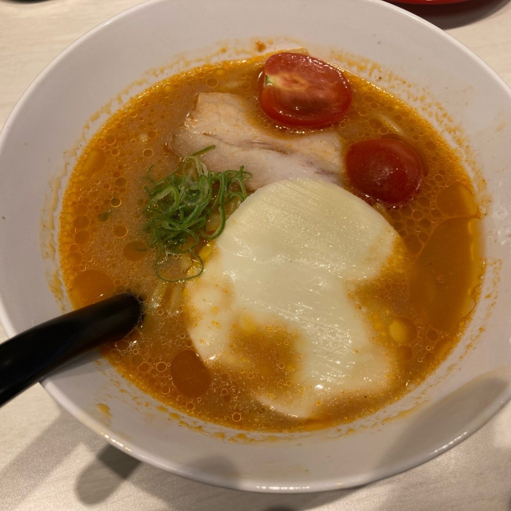 ユーザーが投稿したトマトチーズ 味噌ラーメンの写真 - 実際訪問したユーザーが直接撮影して投稿した村上寿司魚べい 八千代村上店の写真