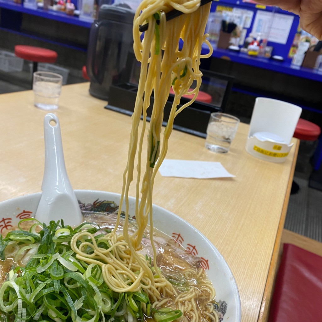 ユーザーが投稿したワンタン麺 大盛の写真 - 実際訪問したユーザーが直接撮影して投稿した和泉北ラーメン専門店来来亭 和泉北店の写真