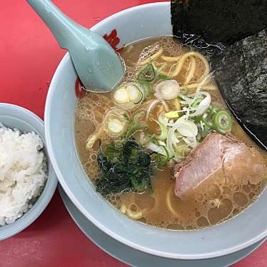 満腹六郎さんが投稿した南六条西ラーメン専門店のお店ラーメン山岡家 新すすきの店/やまおかやの写真