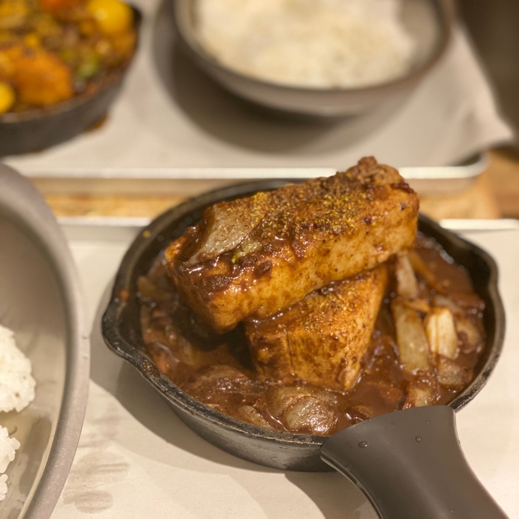 クリソー王さんが投稿した千駄ヶ谷カレーのお店野菜を食べるカレー camp 代々木本店/ヤサイヲタベルカレー キャンプ ヨヨギホンテンの写真