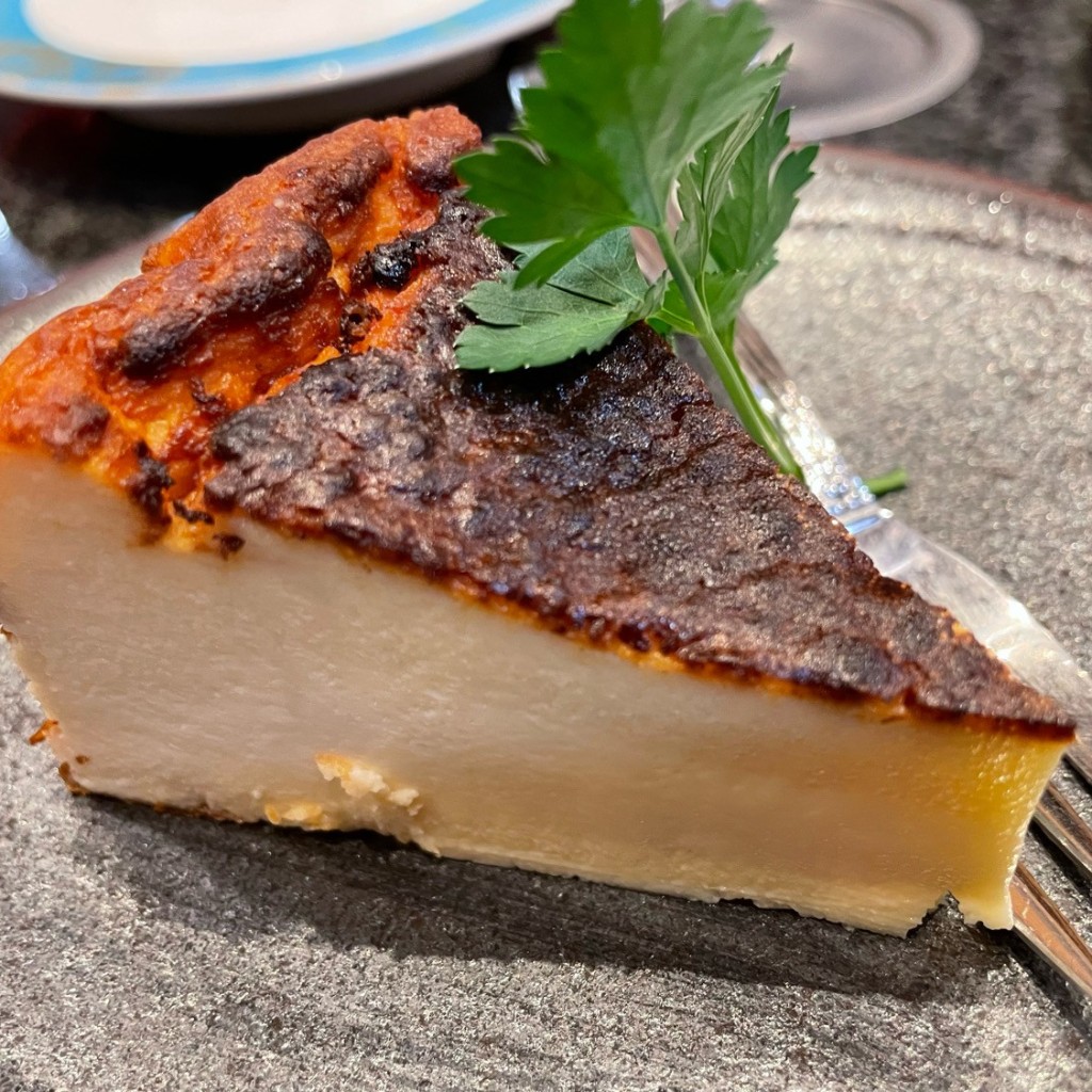 ユーザーが投稿したバスクチーズケーキの写真 - 実際訪問したユーザーが直接撮影して投稿した駅西新町寿司金沢まいもん寿司 本店の写真