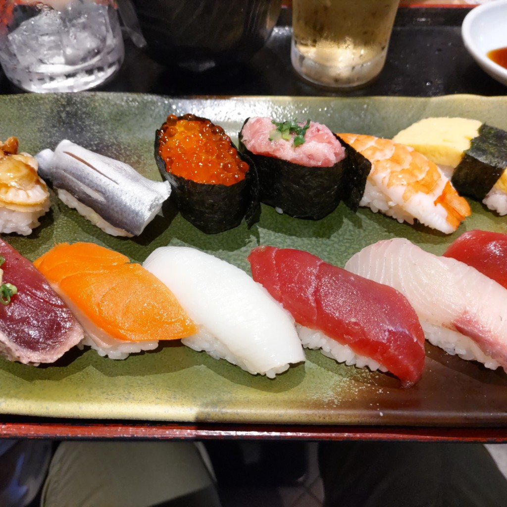 ユーザーが投稿したにぎりの写真 - 実際訪問したユーザーが直接撮影して投稿した上野寿司吉池食堂の写真