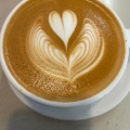 CaffeLatte - 実際訪問したユーザーが直接撮影して投稿した広尾カフェブルーボトルコーヒー 広尾カフェ店の写真のメニュー情報