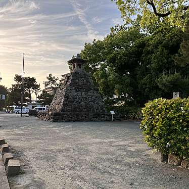 実際訪問したユーザーが直接撮影して投稿した箱崎歴史 / 遺跡筥崎宮高燈籠の写真