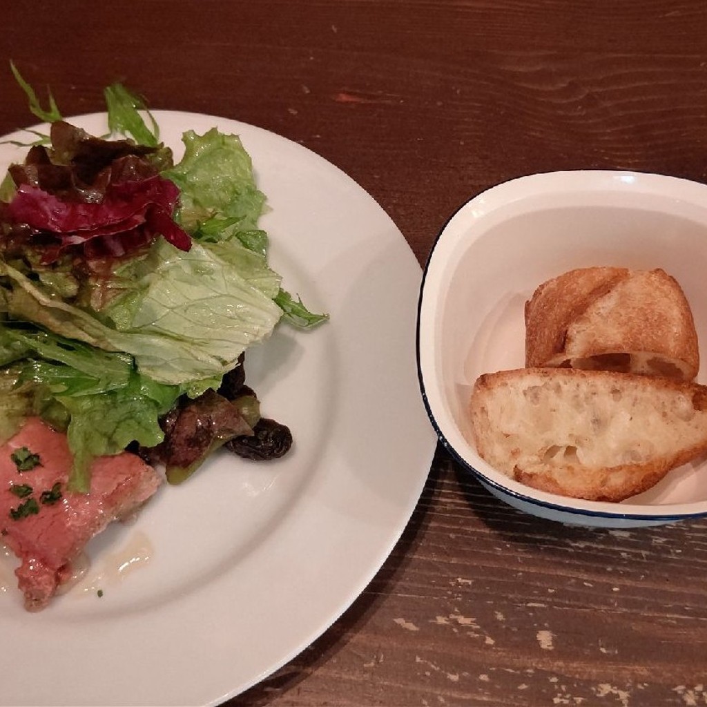 ユーザーが投稿した鶏レバーのパテ、牛バラ肉の煮込みの写真 - 実際訪問したユーザーが直接撮影して投稿した西早稲田フレンチモンテの写真