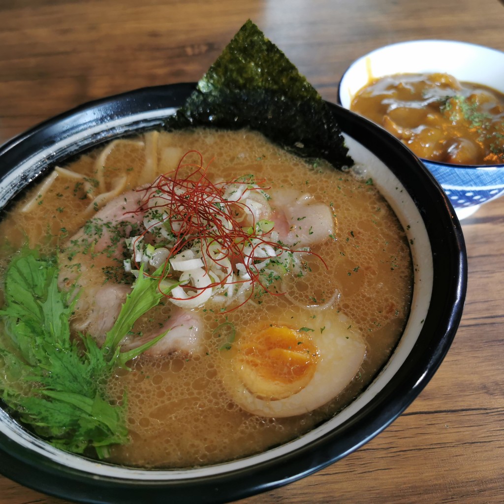 ユーザーが投稿した渡り蟹味噌ラーメン+カレーの写真 - 実際訪問したユーザーが直接撮影して投稿した広表ラーメン専門店拉麺 翠鶏の写真