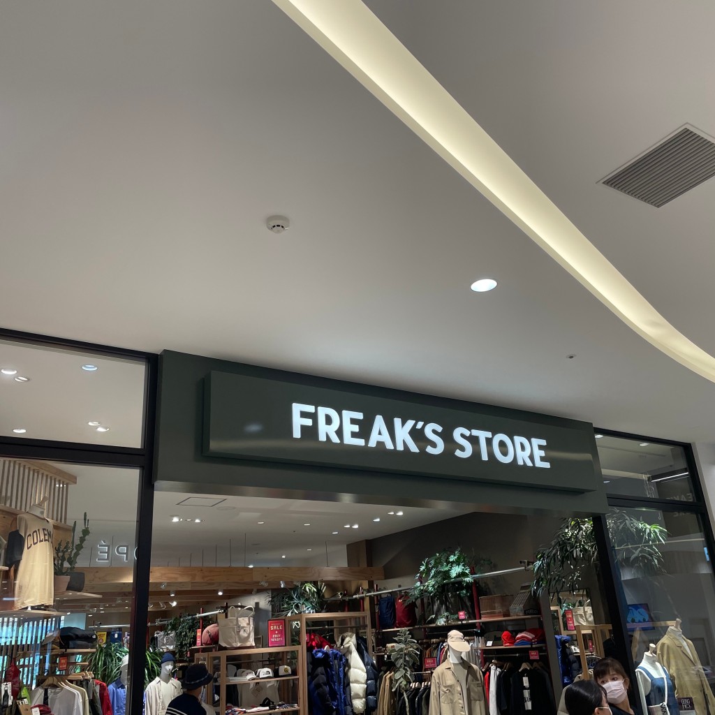 実際訪問したユーザーが直接撮影して投稿した白帆アパレルショップFREAKS STORE 横浜ベイサイド店の写真