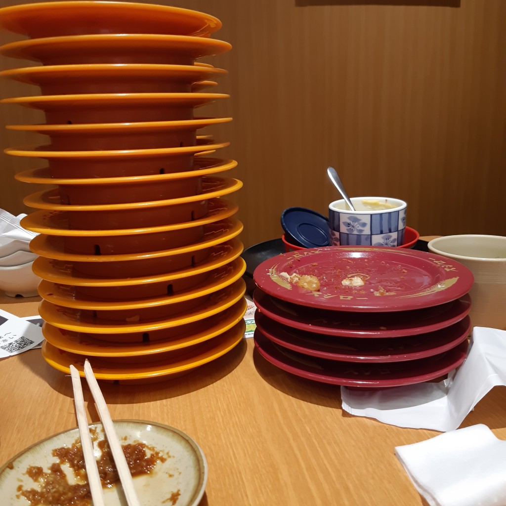 ユーザーが投稿した100円皿×31の写真 - 実際訪問したユーザーが直接撮影して投稿した吉田回転寿司スシロー 吉野ヶ里店の写真