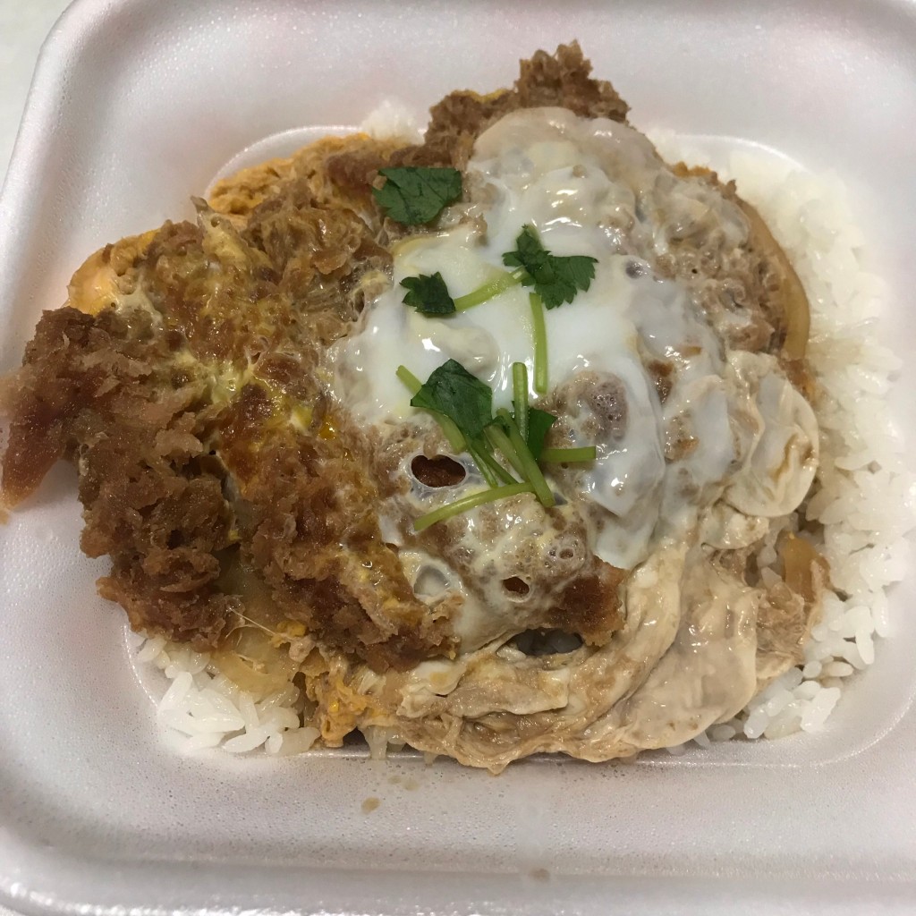 ユーザーが投稿したかツ丼(梅)弁当の写真 - 実際訪問したユーザーが直接撮影して投稿した春日とんかつかつや 名岐バイパス春日店の写真