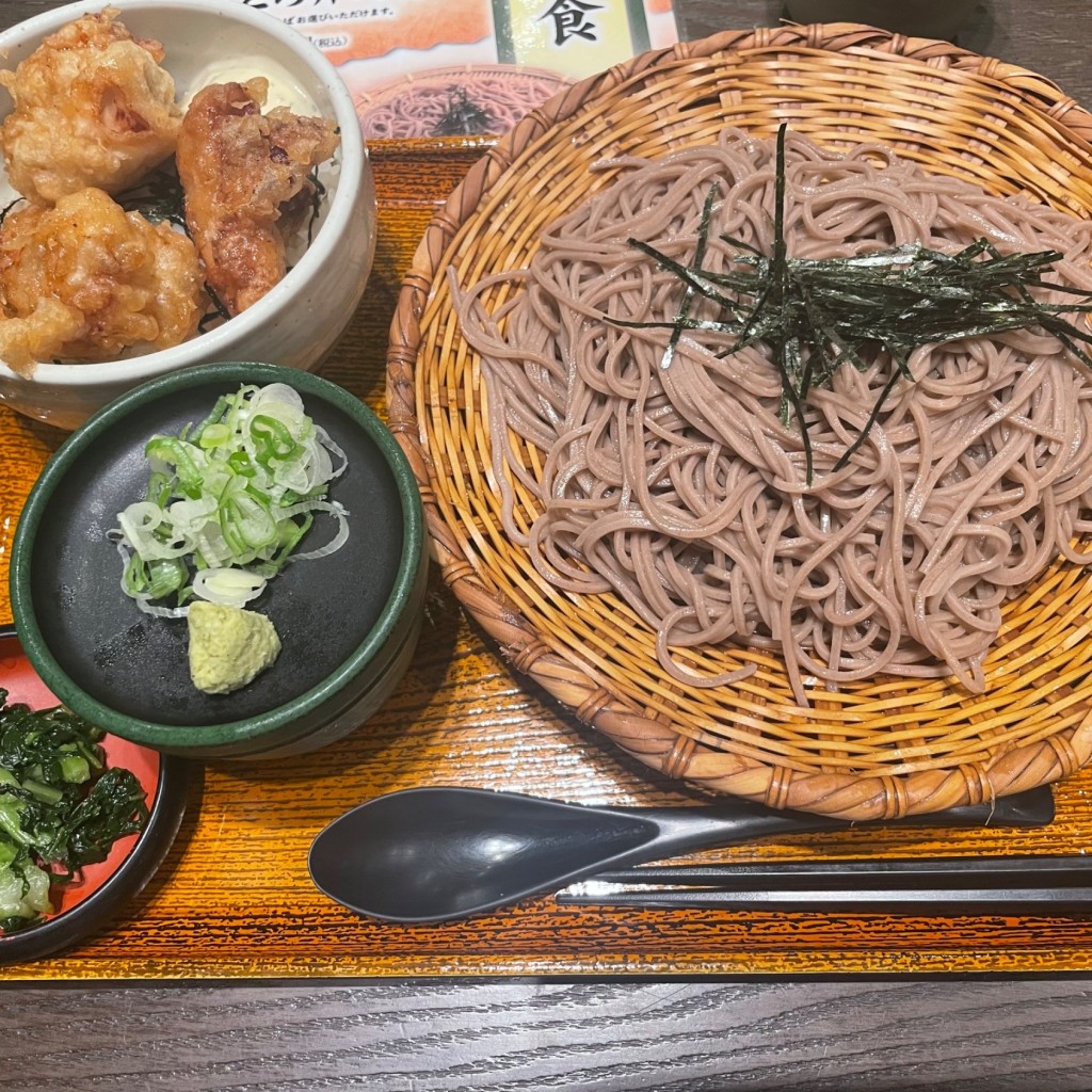 ユーザーが投稿した鶏天丼定食の写真 - 実際訪問したユーザーが直接撮影して投稿した高屋町そばおらが蕎麦 大垣アスティ店の写真