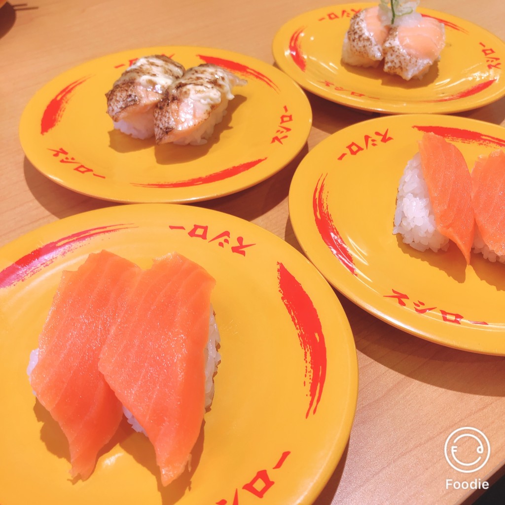 ユーザーが投稿した100円皿の写真 - 実際訪問したユーザーが直接撮影して投稿した小川町回転寿司スシロー川崎ゼロゲート店の写真