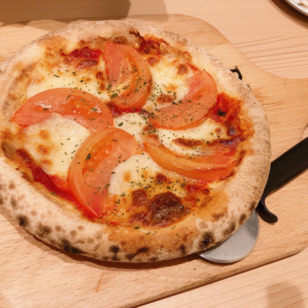 ユーザーが投稿したマルゲリータピザの写真 - 実際訪問したユーザーが直接撮影して投稿した大通居酒屋Codaごっちの写真