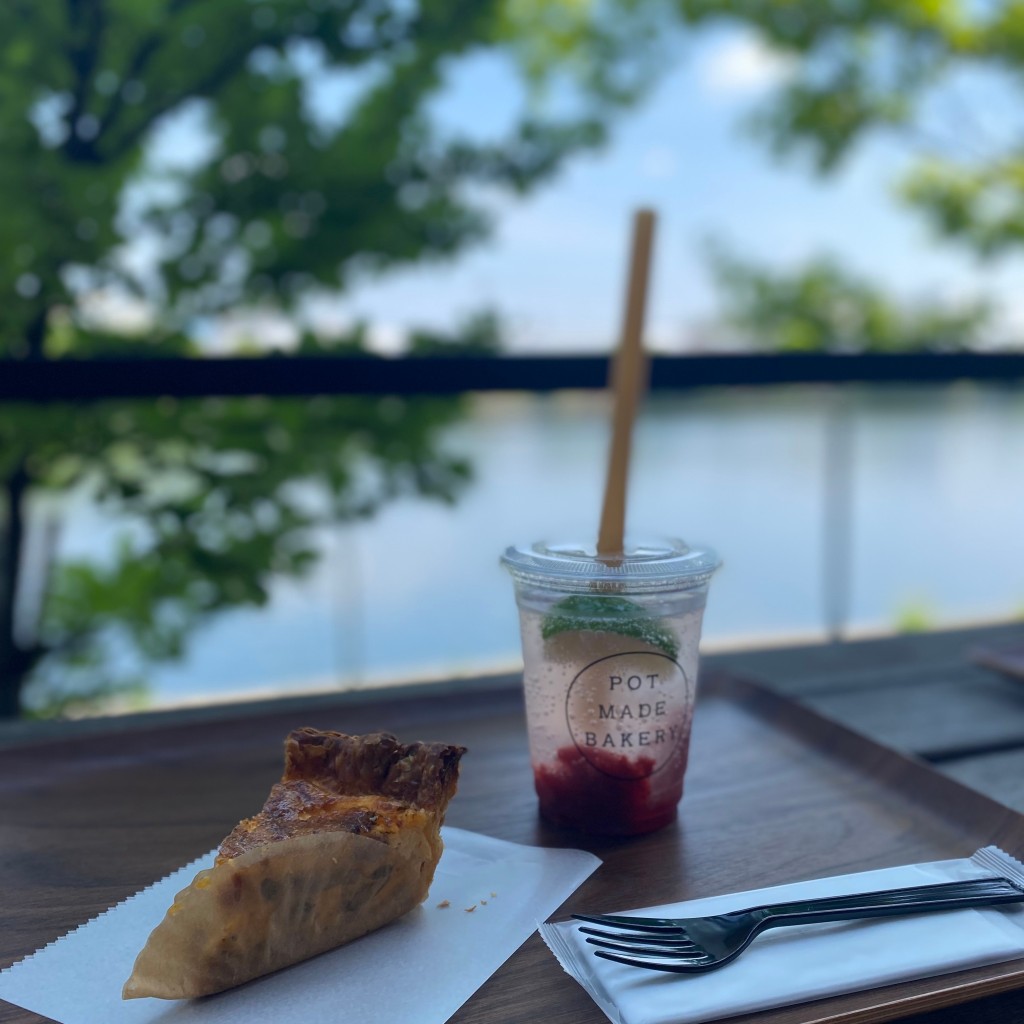 とみもちさんが投稿した舟戸町ベーカリーのお店VERMICULAR POT MADE BAKERY/バーミキュラ ポットメイドベーカリーの写真