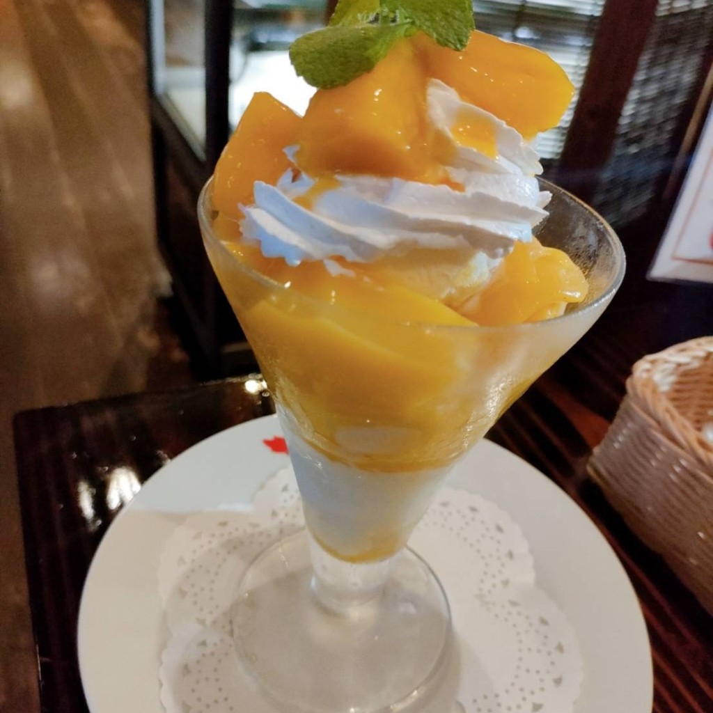 ユーザーが投稿したマンゴーパフェの写真 - 実際訪問したユーザーが直接撮影して投稿した小野浦カフェ南の島のカフェレストラン NOANOAの写真