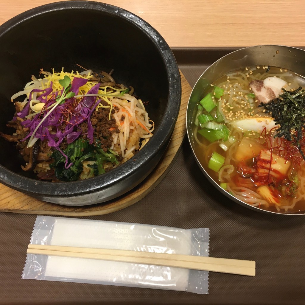 ユーザーが投稿したピビンパ&小冷麺定食の写真 - 実際訪問したユーザーが直接撮影して投稿した美々韓国料理韓国厨房 ユン家の食卓 新千歳空港店の写真