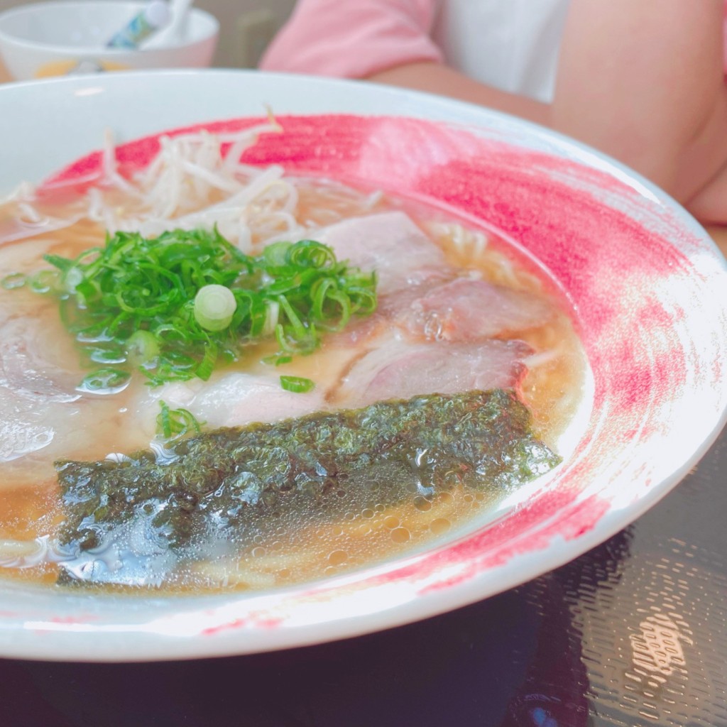 のびりこさんが投稿した下滝野ラーメン / つけ麺のお店紫川ラーメン/シセンラーメンの写真