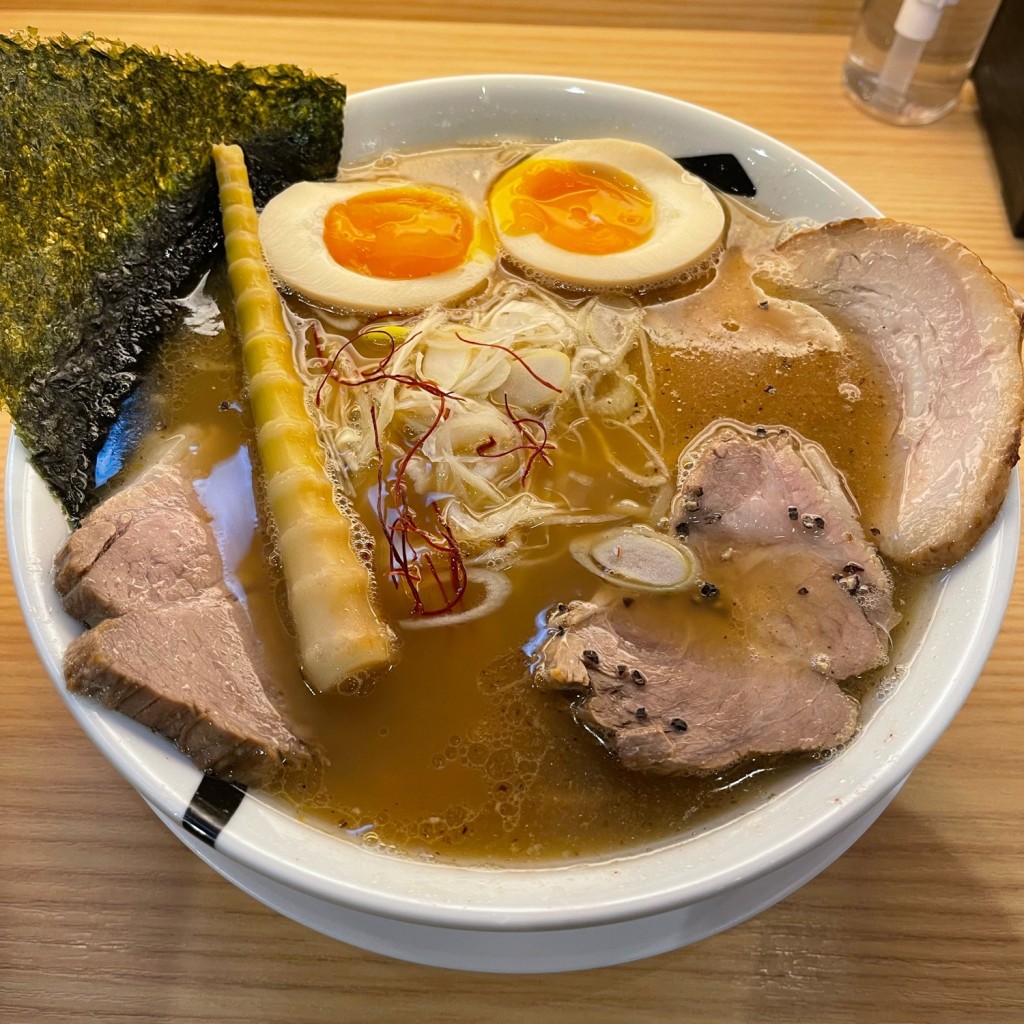 匿命係さんが投稿した東中島ラーメン / つけ麺のお店らーめん やまふじ 西中島店/ラーメンヤマフジニシナカジマテンの写真