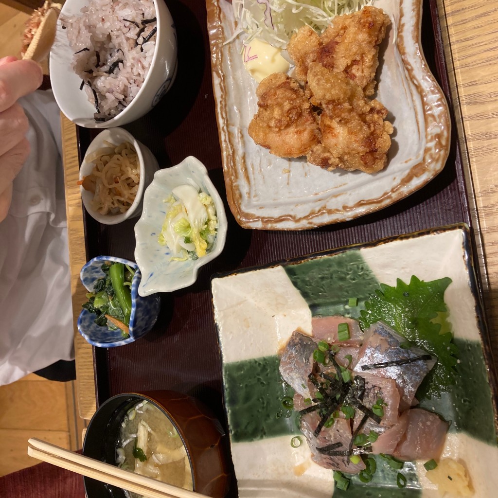 ユーザーが投稿したLunchごま鯵と竜田定食の写真 - 実際訪問したユーザーが直接撮影して投稿した泉町定食屋大かまど飯 寅福 ららぽーと立川立飛店の写真